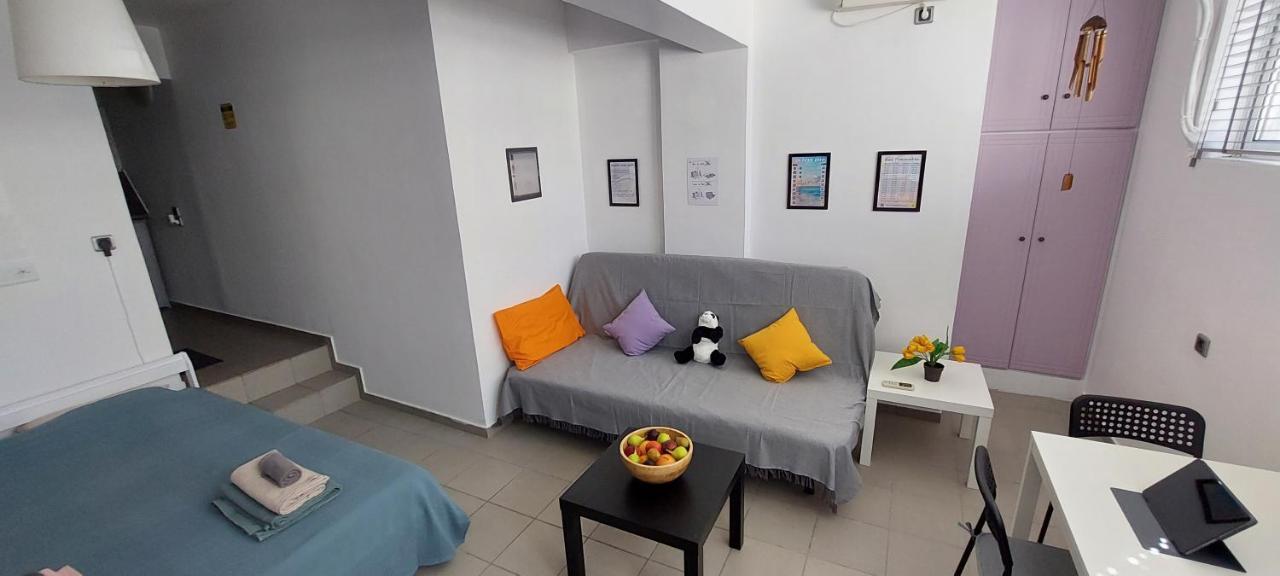 Honeybee 1 - Sunny Studio In The Center Of Rafina Zewnętrze zdjęcie